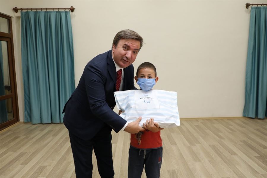 VALİ HAMZA AYDOĞDU: ‘İYİLİK YAPMAK NASİP İŞİDİR’