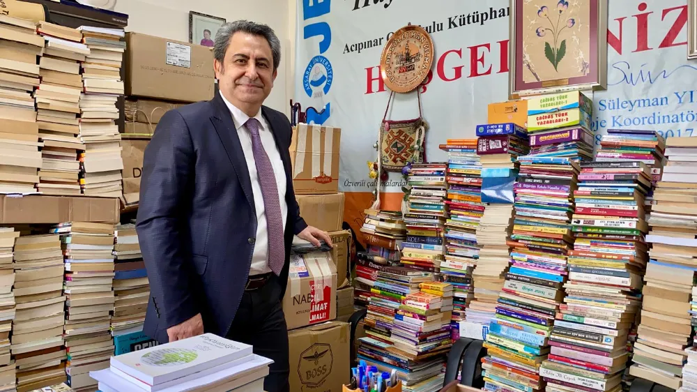 PROF. YILMAZ VE ÖĞRENCİLERİ İKİ KÜTÜPHANE DAHA KURDU