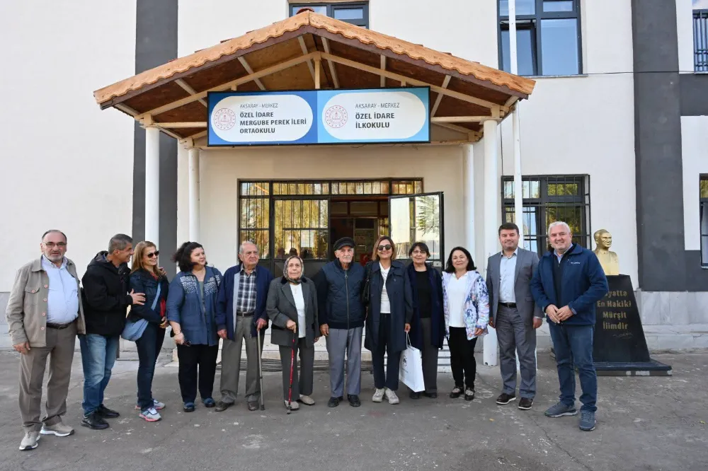 VALİ VE BAŞKAN DİNÇER, HAYIRSEVER MERGUBE PEREK İLERİ’YE TEŞEKKÜR BELGESİ TAKDİM ETTİ