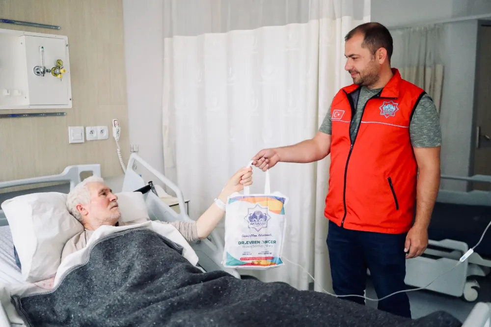 Bir tebessüm, bir dua, bir küçük hediye... Bazen en büyük şifa bunlardır