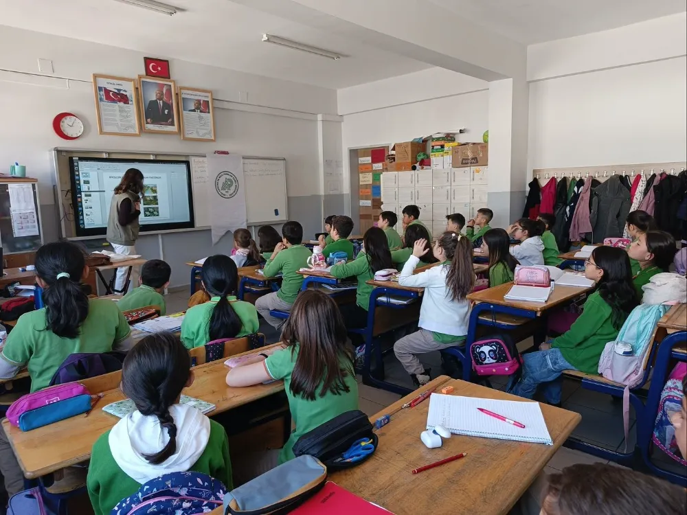Öğrencilere çevre bilinci anlatıldı