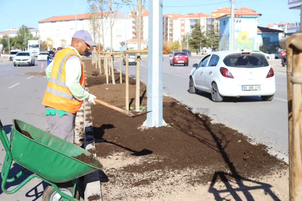 Yeşile dokunan el, geleceğe umut eker