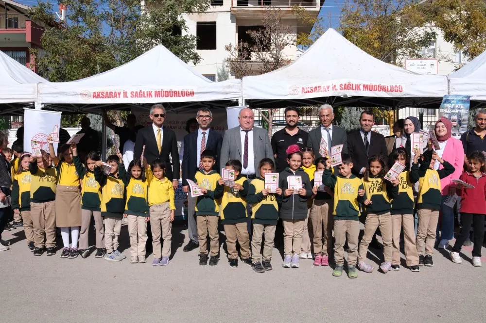 Minikler, sağlıkçı oldu