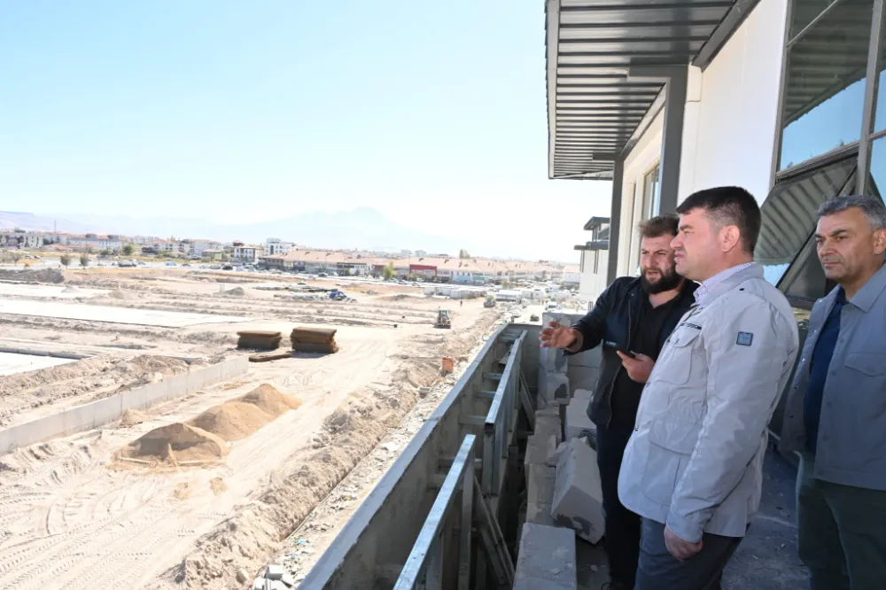 YENİ BELEDİYE HİZMET BİNASINDA ÇALIŞMALAR DEVAM EDİYOR