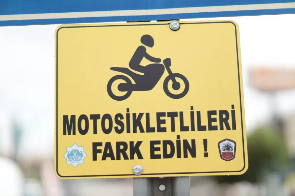 Motosikletlileri fark edin