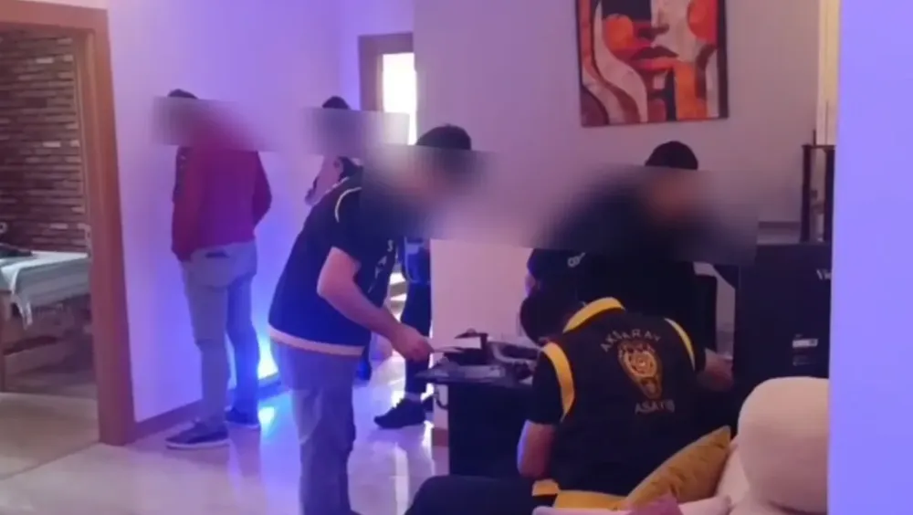 Masaj Salonlarına Fuhuş Operasyonu: 3 Tutuklama