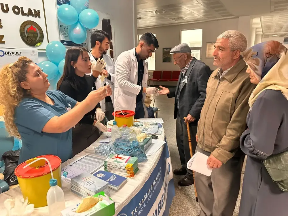 Sağlık çalışanları, diyabete karşı vatandaşları bilinçlendirdi