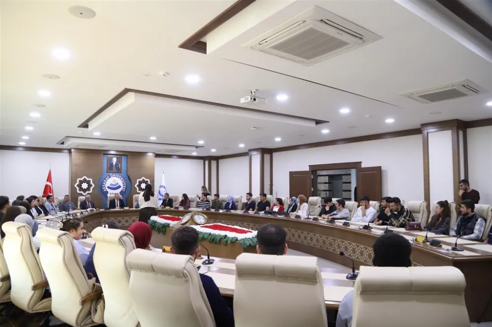 Rektör Arıbaş: Üniversiteyi sizlerle birlikte yöneteceğiz