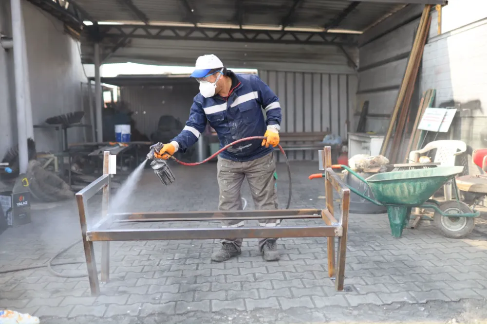 Üreten, emek veren, kendi kendine yeten bir belediye.