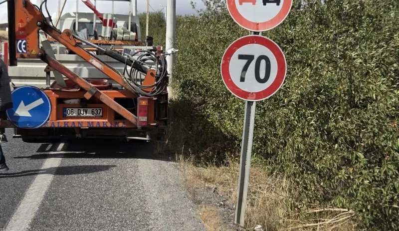 32 Bin 845 Trafik Levhası Kaldırıldı