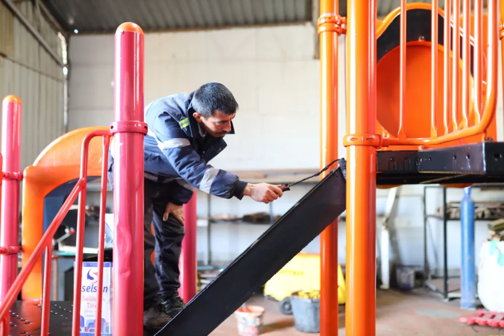 Çocukların gülümsediği şehir, geleceğin ışığıdır