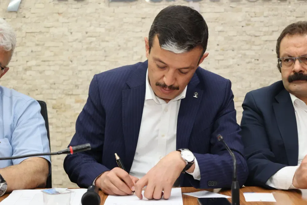  AK PARTİ AKSARAY TEŞKILATINDAN BİRLİK VE KARARLILIK MESAJI
