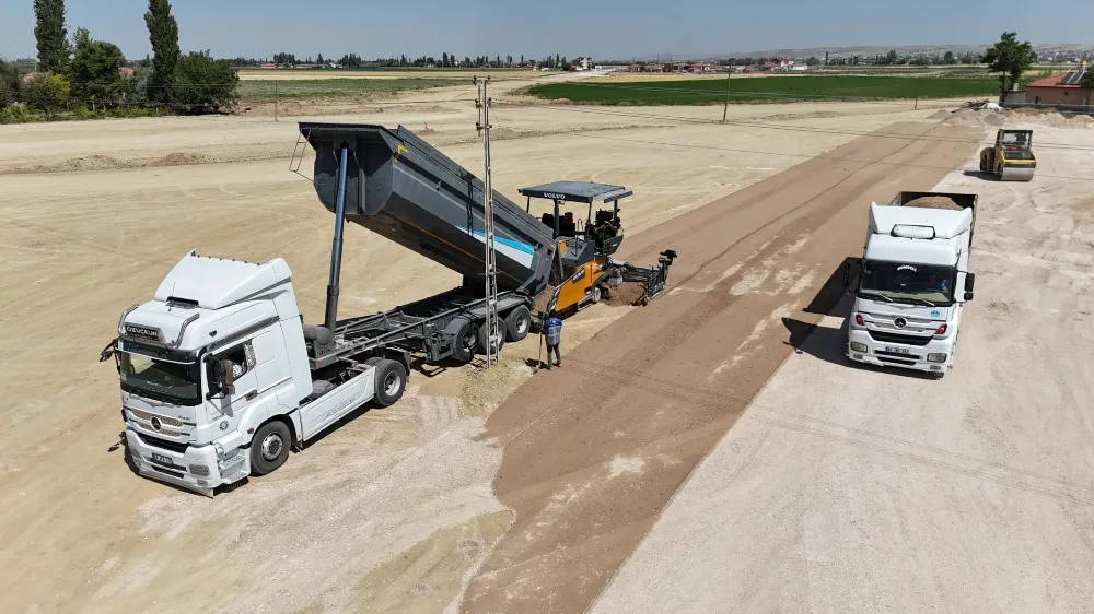 YENİ ÇEVRE YOLUNDA ZEMİN GÜÇLENDİRME ÇALIŞMALARI DEVAM EDİYOR