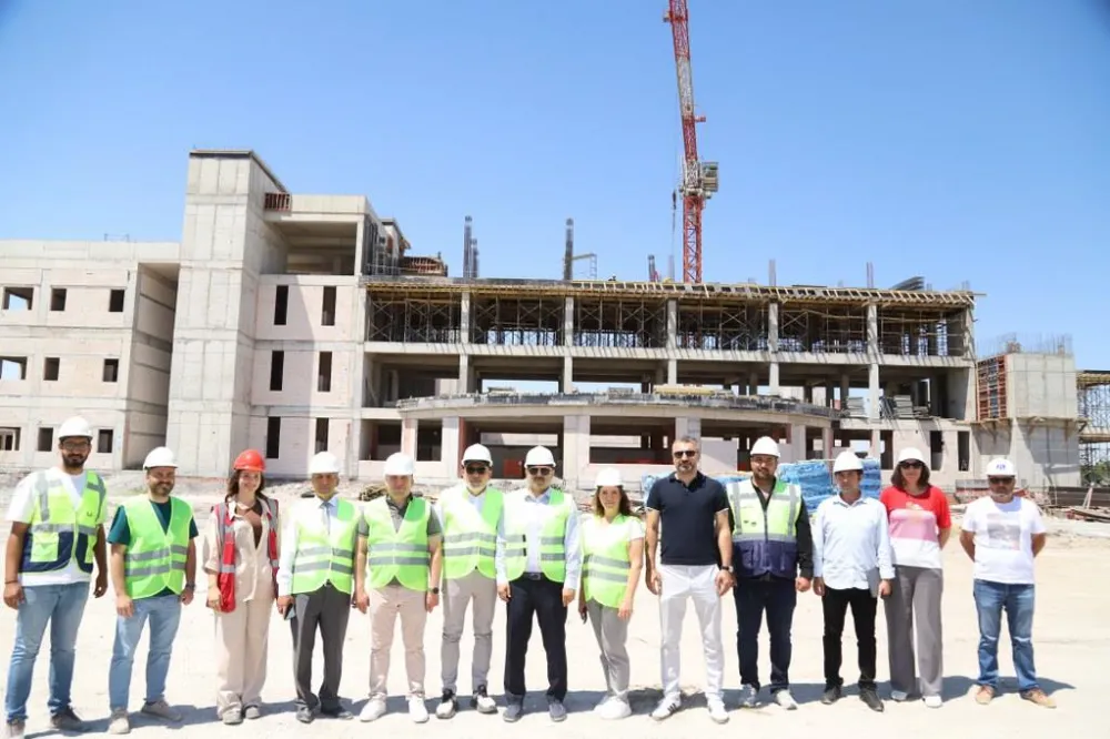Teknopark ve Tıp Fakültesi Temel Bilimler binaları hızla tamamlanıyor