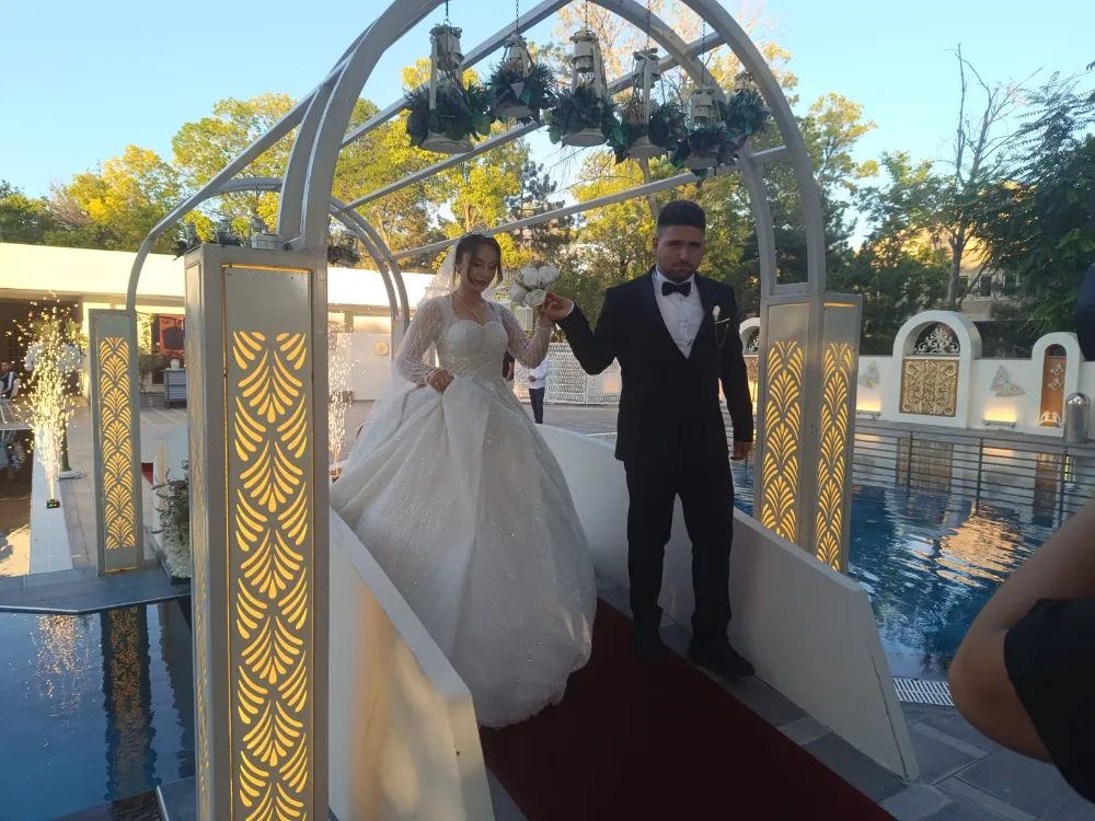ALTINSOY VE SARIKAYA AİLELERİNİN MUTLU GÜNLERİ