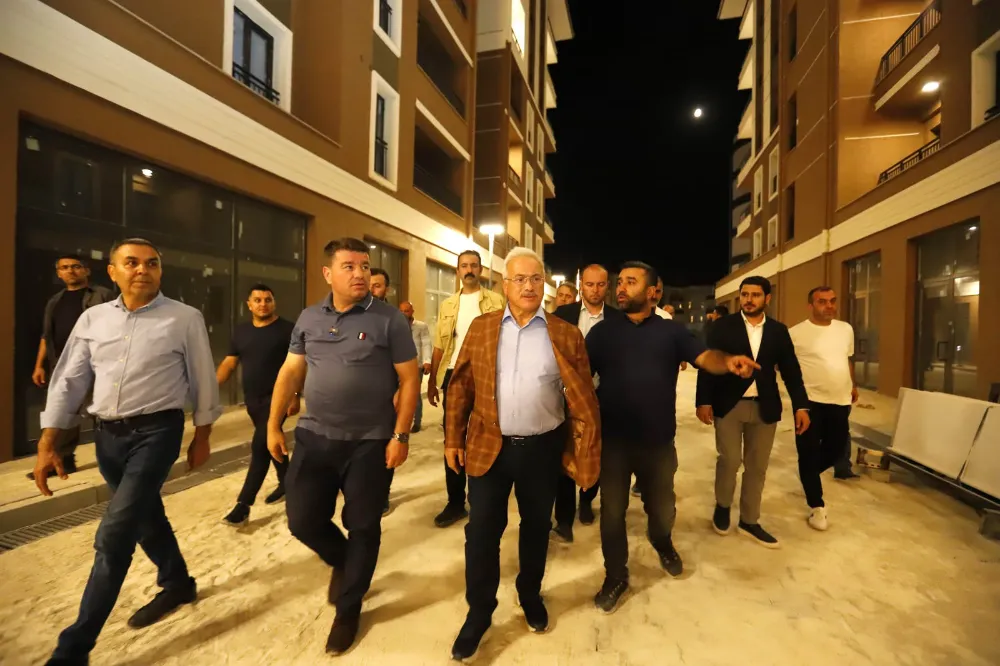 VALİ KUMBUZOĞLU VE BAŞKAN DİNÇER KENTSEL DÖNÜŞÜM PROJE ALANINI ZİYARET ETTİ